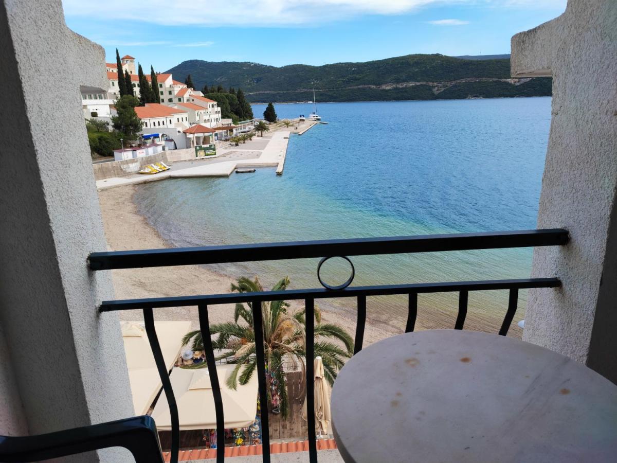 Apartments Villa Kresic نيوم المظهر الخارجي الصورة