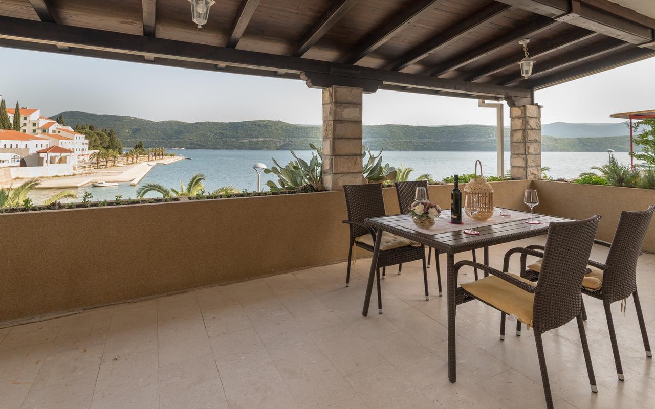 Apartments Villa Kresic نيوم المظهر الخارجي الصورة