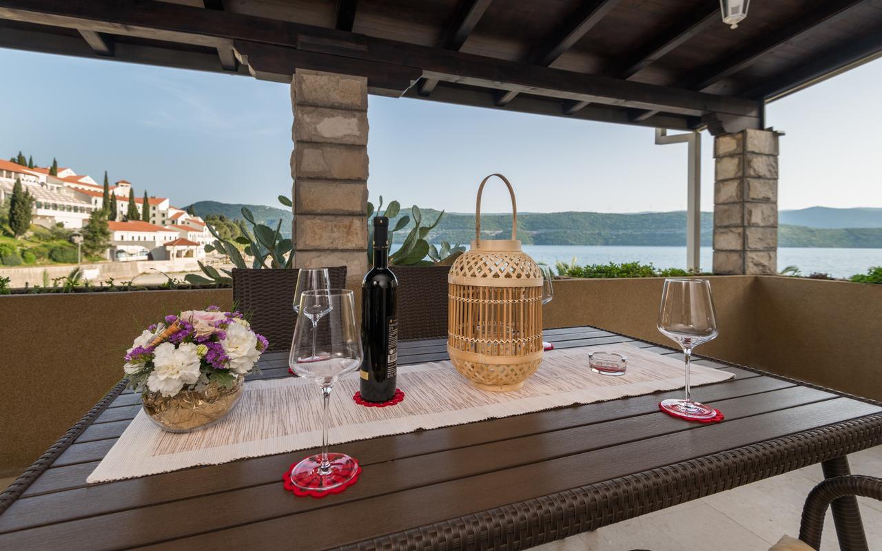 Apartments Villa Kresic نيوم المظهر الخارجي الصورة