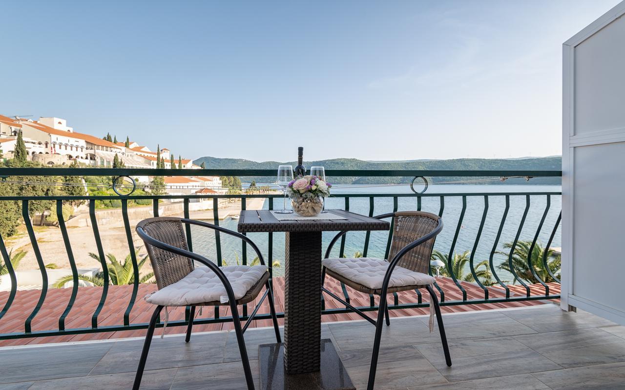 Apartments Villa Kresic نيوم المظهر الخارجي الصورة