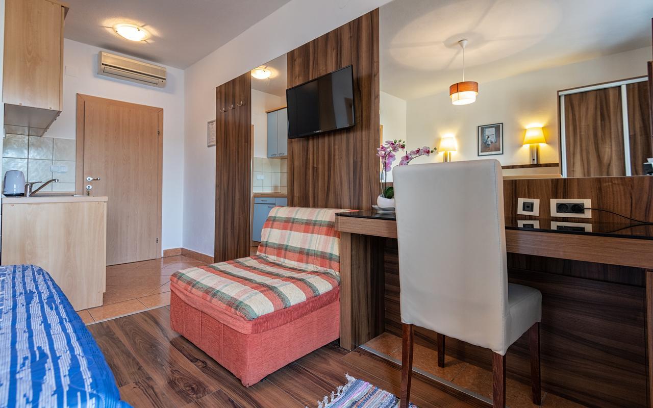 Apartments Villa Kresic نيوم المظهر الخارجي الصورة