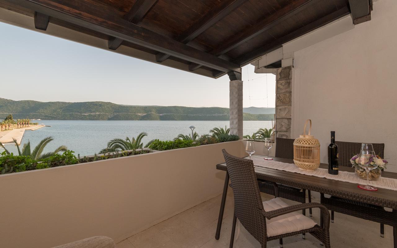 Apartments Villa Kresic نيوم المظهر الخارجي الصورة